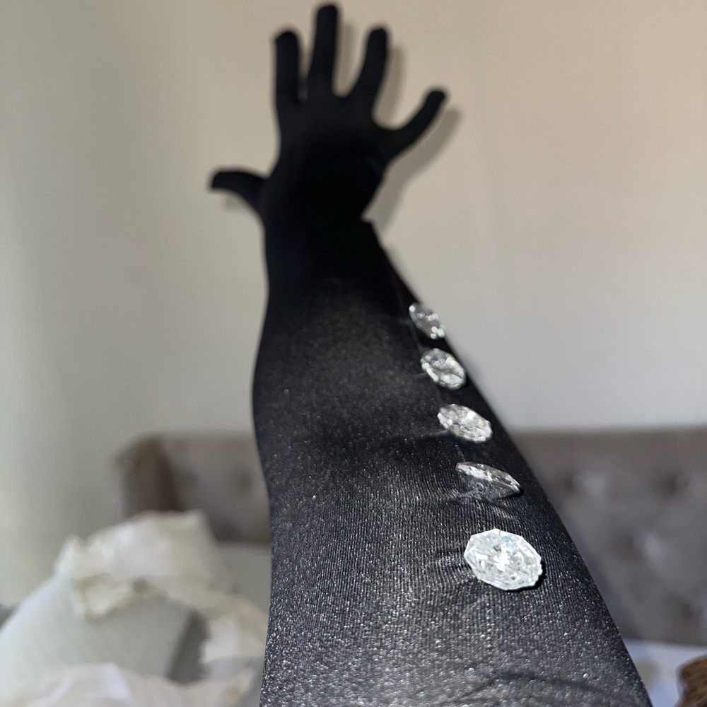Crystal Embellished Black Gloves